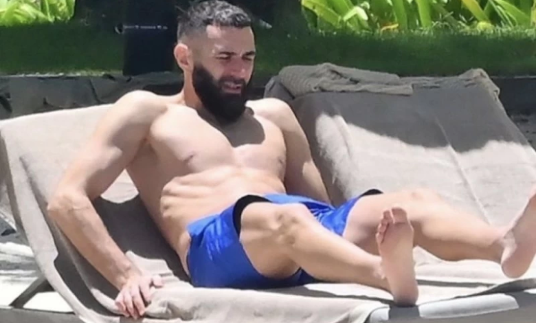 إصابة كريم بنزيما تبعده عن مباراة التعاون بعد أزمة الهلال