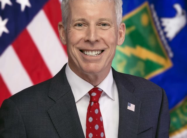 مبيعات النفط الفنزويلي تقترب من ملياري دولار بإشراف أمريكي