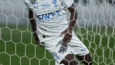 ملخص مباراة الهلال والشباب 5-3.. الزعيم يحسم ديربي الرياض