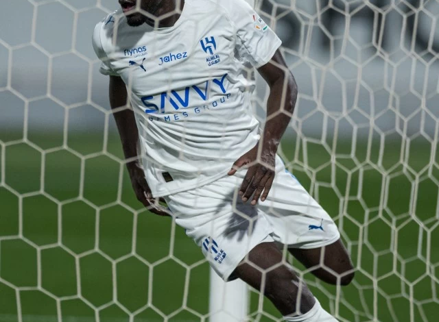 ملخص مباراة الهلال والشباب 5-3.. الزعيم يحسم ديربي الرياض