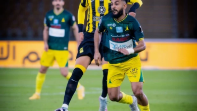 دونيس يهاجم حكم مباراة الاتحاد والخليج بتصريح ساخر