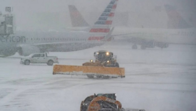 A snowstorm in America cancels 2,400 flights and paralyzes airports