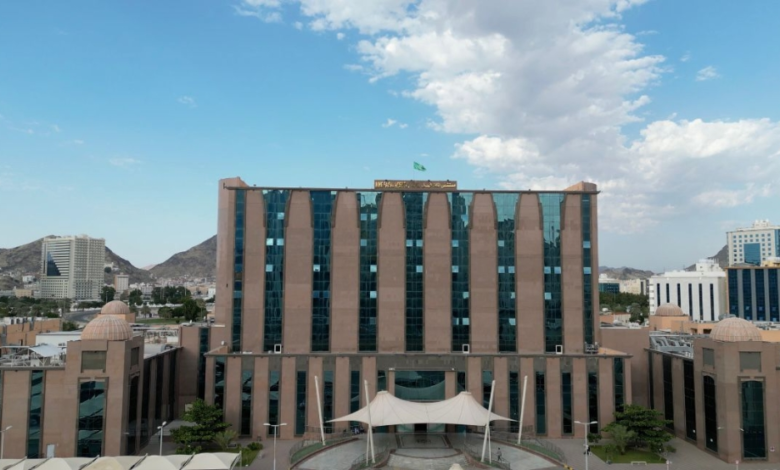 جراحة معقدة بمستشفى الملك فيصل بمكة تعيد الأمل لمريضة ستينية