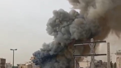 حريق ضخم في مركز تجاري بطهران: تفاصيل الحادث وجهود الإطفاء