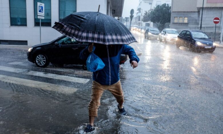 Storm Leonardo: Spain and Portugal declare a state of emergency