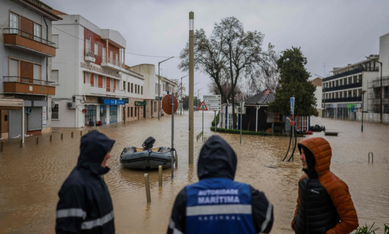 العاصفة ليوناردو: إجلاء 3000 شخص وفيضانات في إسبانيا