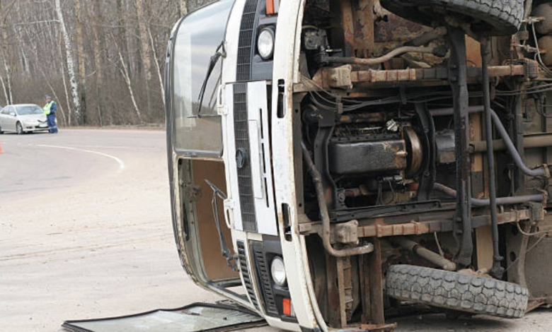 13 killed in wedding bus crash in Nepal: details of the accident