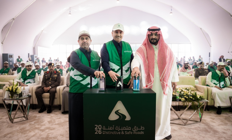 وزير النقل يطلق حملة طرق متميزة آمنة بتقنيات المسح الذكي
