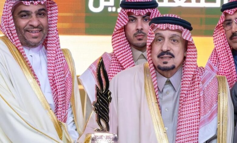 نيابة عن الملك.. أمير الرياض يكرم الفائزين بجائزة الأميرة صيتة