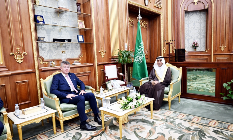 Saudi Shura Council and French Senate: Talks to strengthen defense partnership
