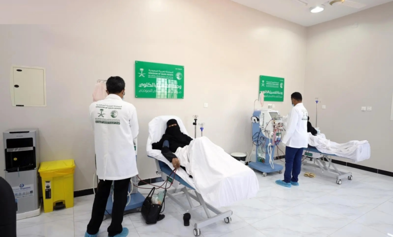 الملك سلمان للإغاثة يدشن وحدة غسيل كلوي حديثة في حجة اليمنية