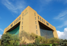 دليل القرارات المساحية الجديد: صلاحية مفتوحة وحظر مجاري السيول