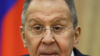لافروف يهدد بتدابير عسكرية حال عسكرة غرينلاند
