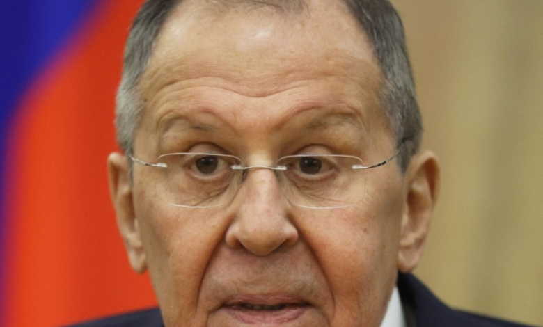 لافروف يهدد بتدابير عسكرية حال عسكرة غرينلاند