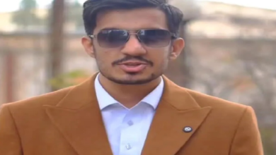 إقالة مسؤول إيراني بعد هتاف "الموت لخامنئي" بالخطأ على الهواء