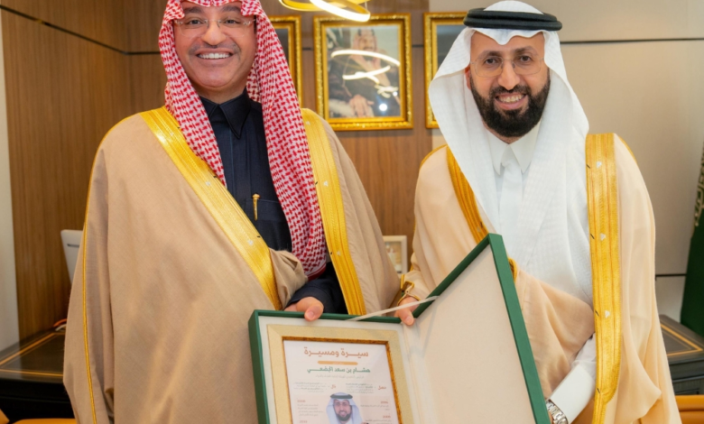 المغلوث والجدعي يبحثان تعزيز التكامل الإعلامي بين وزارة الإعلام والغذاء والدواء