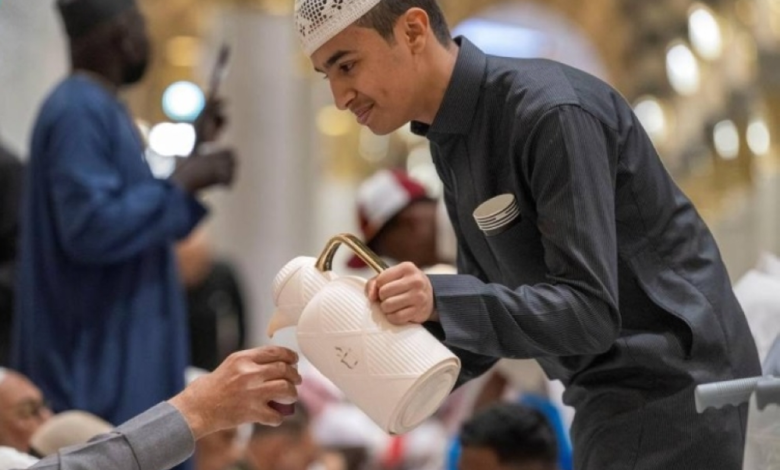إفطار الصائمين بالمسجد النبوي: مشاهد روحانية وخدمات متكاملة