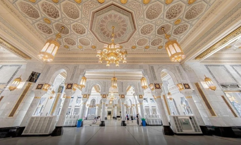 Technologies at the Two Holy Mosques: Smart cooling and lighting to serve visitors