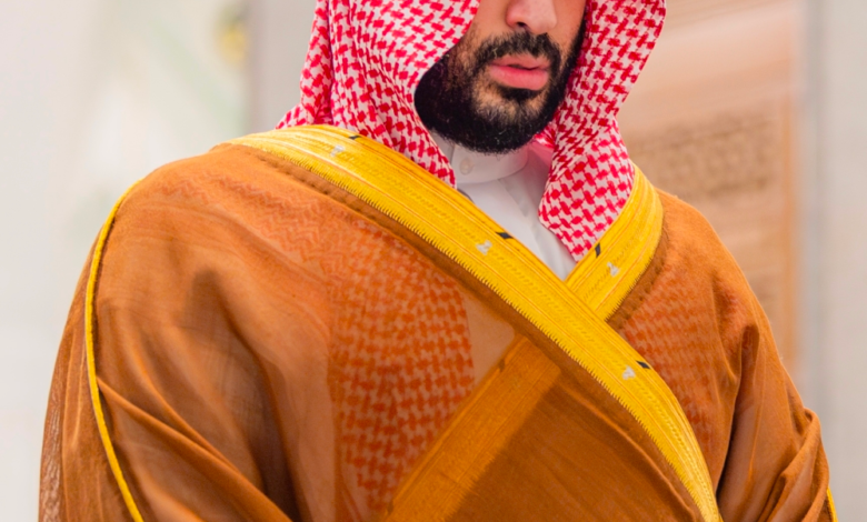 The Crown Prince visits Quba Mosque in Medina and performs the mosque's greeting