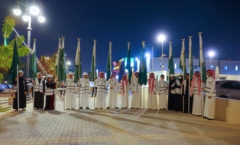 Residents of Riyadh decorate the capital with the flags of the first Saudi state on its founding day