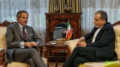 عراقجي: إيران سترد بضرب القواعد الأمريكية والفرصة قائمة للاتفاق النووي