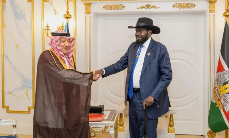 Al-Kharji discusses strengthening relations with Salva Kiir in Juba