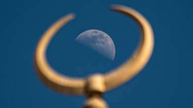 رصد التربيع الأول لقمر رمضان 1447هـ في سماء عرعر