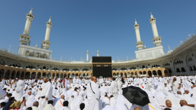 الشؤون الإسلامية تكثف توعية المعتمرين في مكة لرمضان