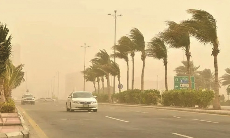 Saudi Arabia weather: Strong winds and dust in Hail and Tabuk today
