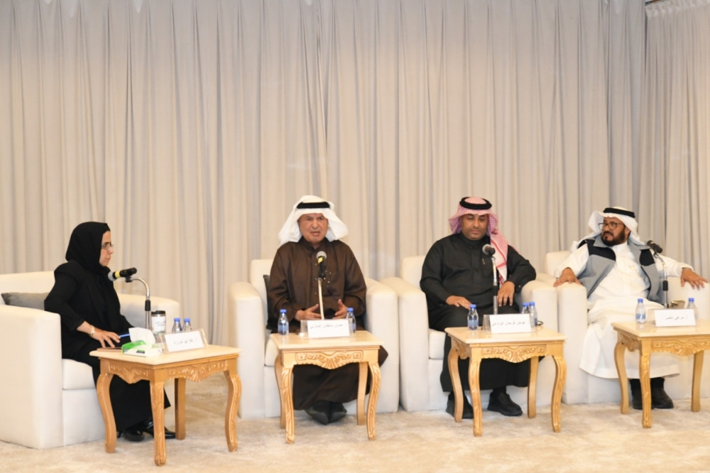 جانب من أمسية كنتيات صحفية في نادي أبها الأدبي