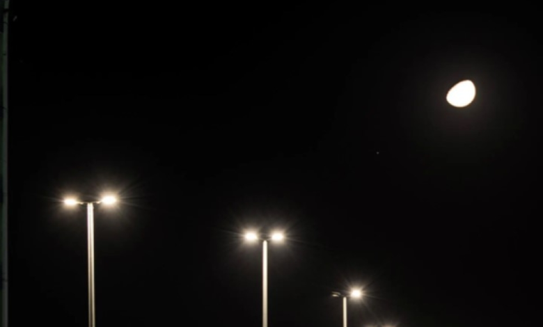 The conjunction of the Moon, Jupiter, and the star Al-Mabsuta adorns the skies of Saudi Arabia