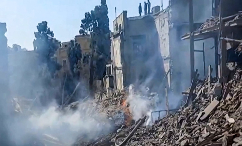 إيران تطالب بإخلاء طهران وتغلق الجامعات بعد الهجوم الأخير