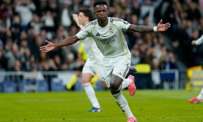 ريال مدريد يهزم سوسيداد 4-1 ويتصدر الدوري الإسباني مؤقتاً