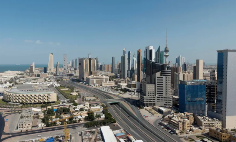 الصحة الكويتية: وفاة و32 إصابة بسبب تطورات المنطقة