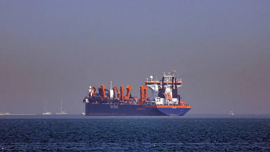 إيران تغلق مضيق هرمز وعودة حرب الناقلات: القصة الكاملة