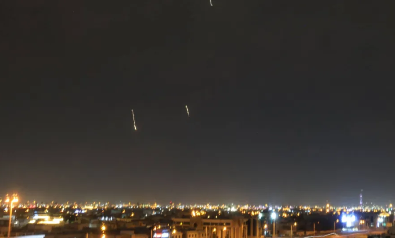 قطر تعلن تعرضها لهجوم صاروخي إيراني: تفاصيل وتداعيات