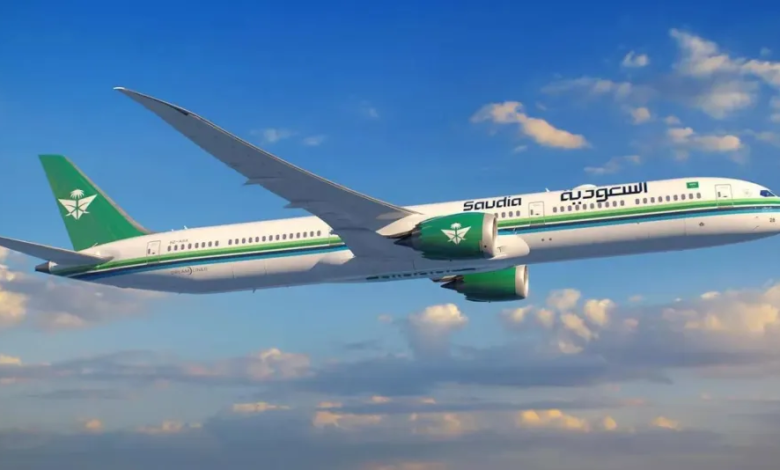 الخطوط السعودية تمدد إلغاء رحلات 8 وجهات ليومين إضافيين