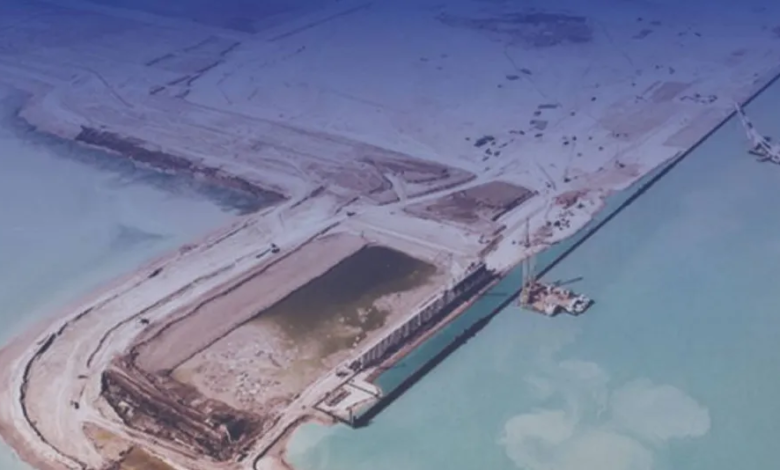 الكويت تنفي وقوع حادث قبالة ميناء مبارك الكبير: بيان رسمي