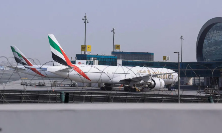 الدفاعات الجوية الإماراتية تعترض صواريخ ومسيرات إيرانية بنجاح