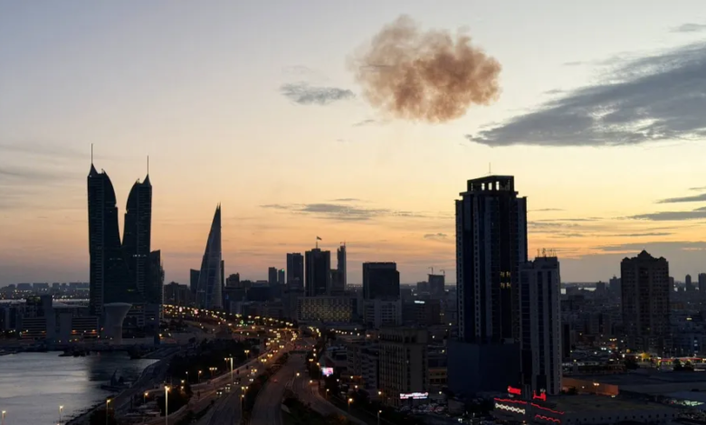 البحرين تعلن تدمير 78 صاروخاً و143 مسيرة إيرانية