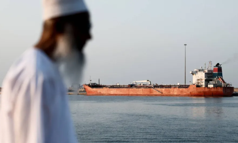 اعتراض 60 طائرة مسيرة بالسعودية وهجوم بحري في عُمان