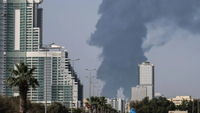 الدفاعات الخليجية تدمر 12 صاروخاً باليستياً و50 مسيرة