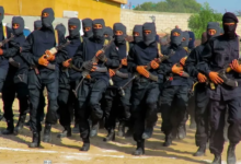 اليمن يحذر من تصعيد الحوثيين والتنسيق مع جماعات إرهابية