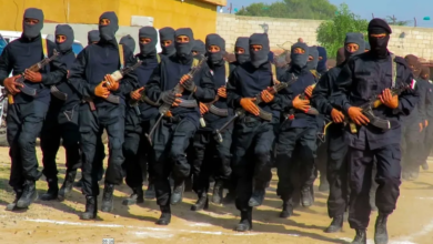 اليمن يحذر من تصعيد الحوثيين والتنسيق مع جماعات إرهابية