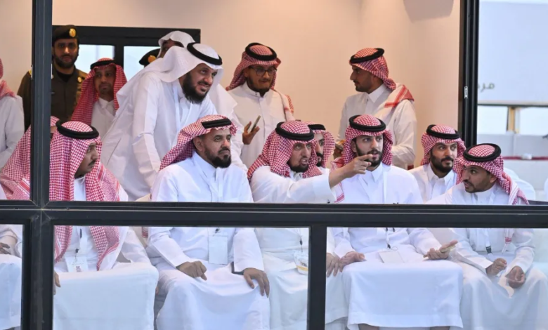 السعودية ودول عربية تعلن الجمعة أول أيام عيد الفطر