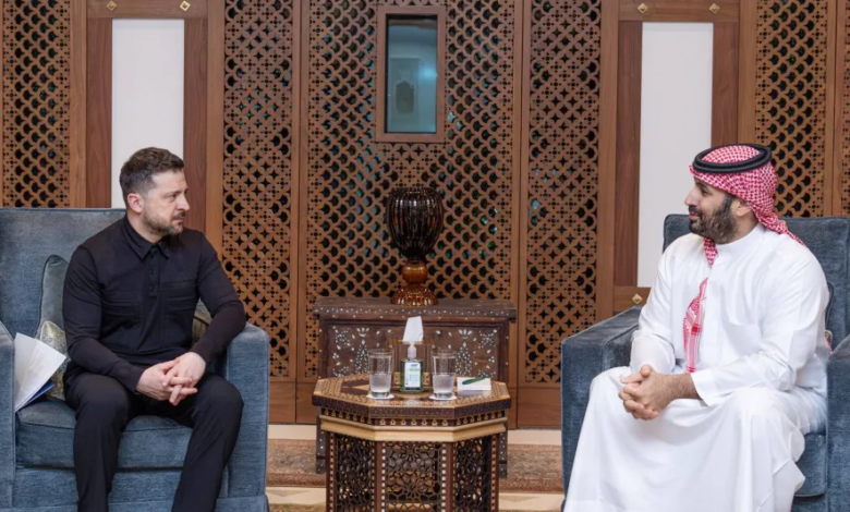 مباحثات محمد بن سلمان وزيلينسكي: تطورات الأزمة الأوكرانية
