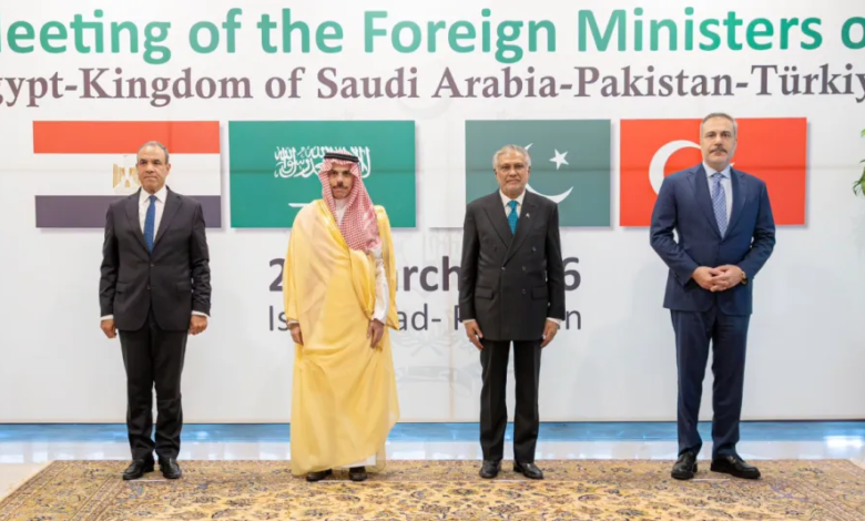 الخليج يواجه التهديدات الإيرانية وسط جهود خفض التصعيد