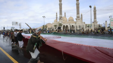 هل يؤدي التصعيد الإقليمي للحوثيين لتحرير ميناء الحديدة؟