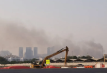 الإمارات تتصدى لهجمات مسيرات وصواريخ وإصابة 4 في دبي