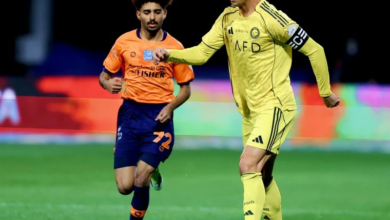 النصر يهزم الفيحاء 3-1 ويتمسك بصدارة الدوري السعودي